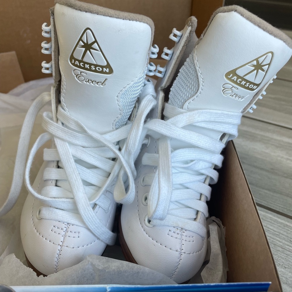 JACKSON White and Tan Girls Ice Skates